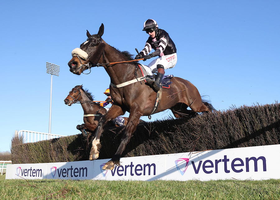 Absolutely thrilled to win the Eider Chase with SAM’S ADVENTURE who was given a great ride by Henry Brooke