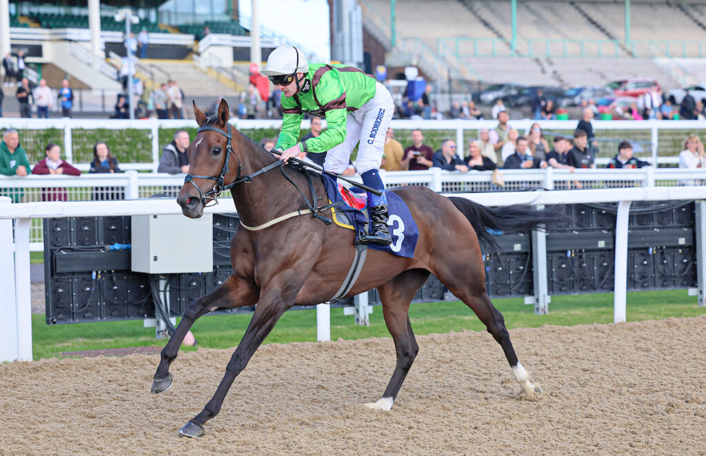 Queen Roslyn’s third win.